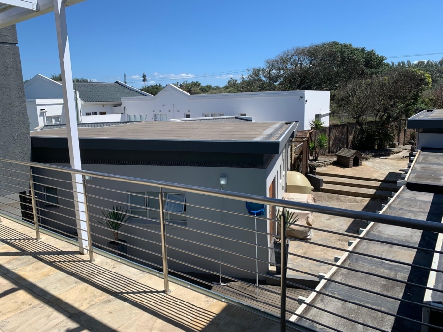 7 Bedroom Property for Sale in Gonubie Eastern Cape